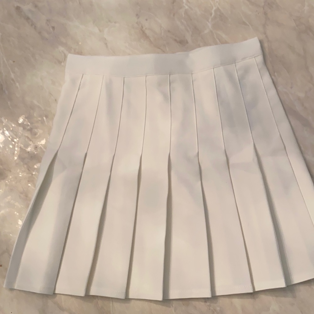 Woven pleated super mini tennis skirt with tags